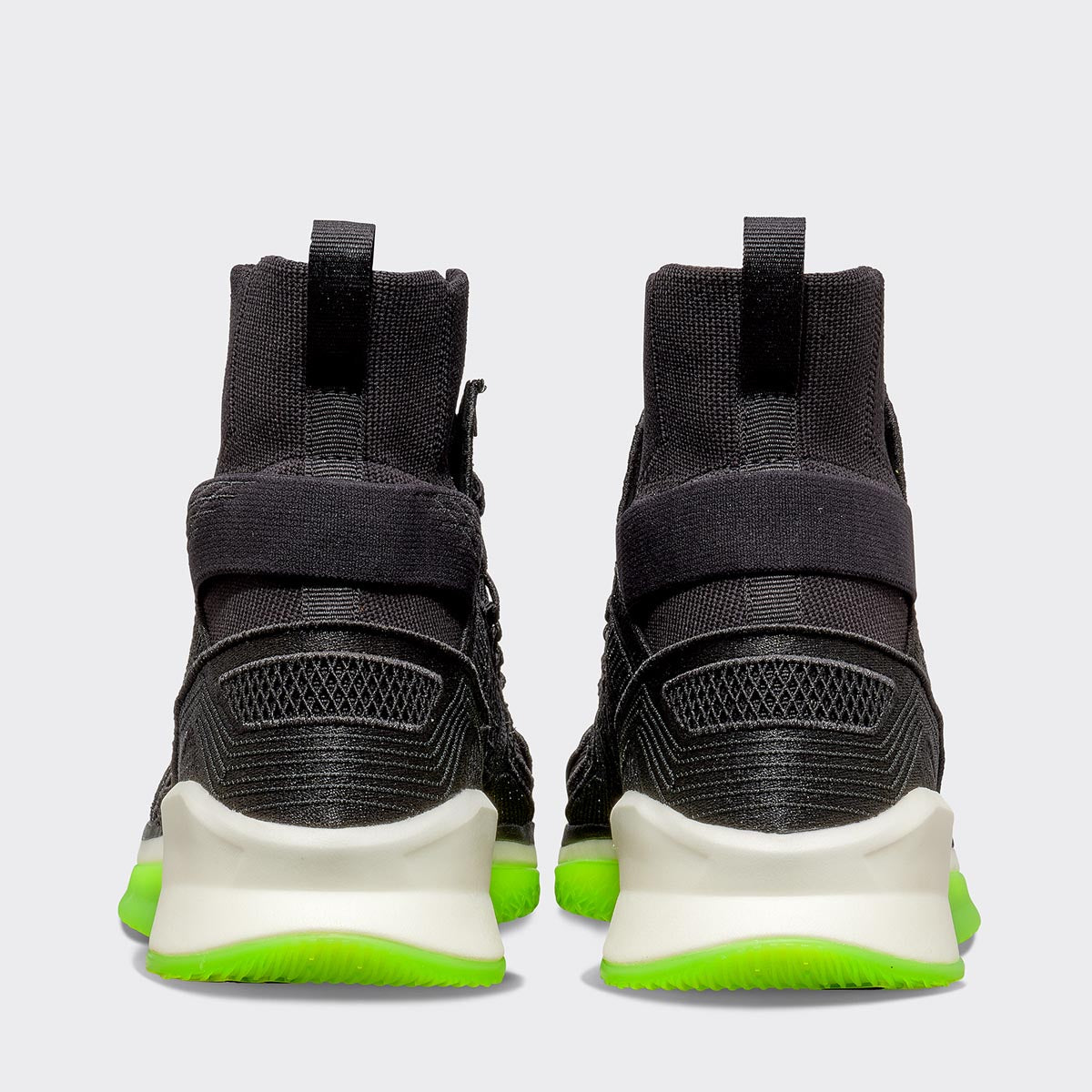 Concept X  Black / White / Green view 3