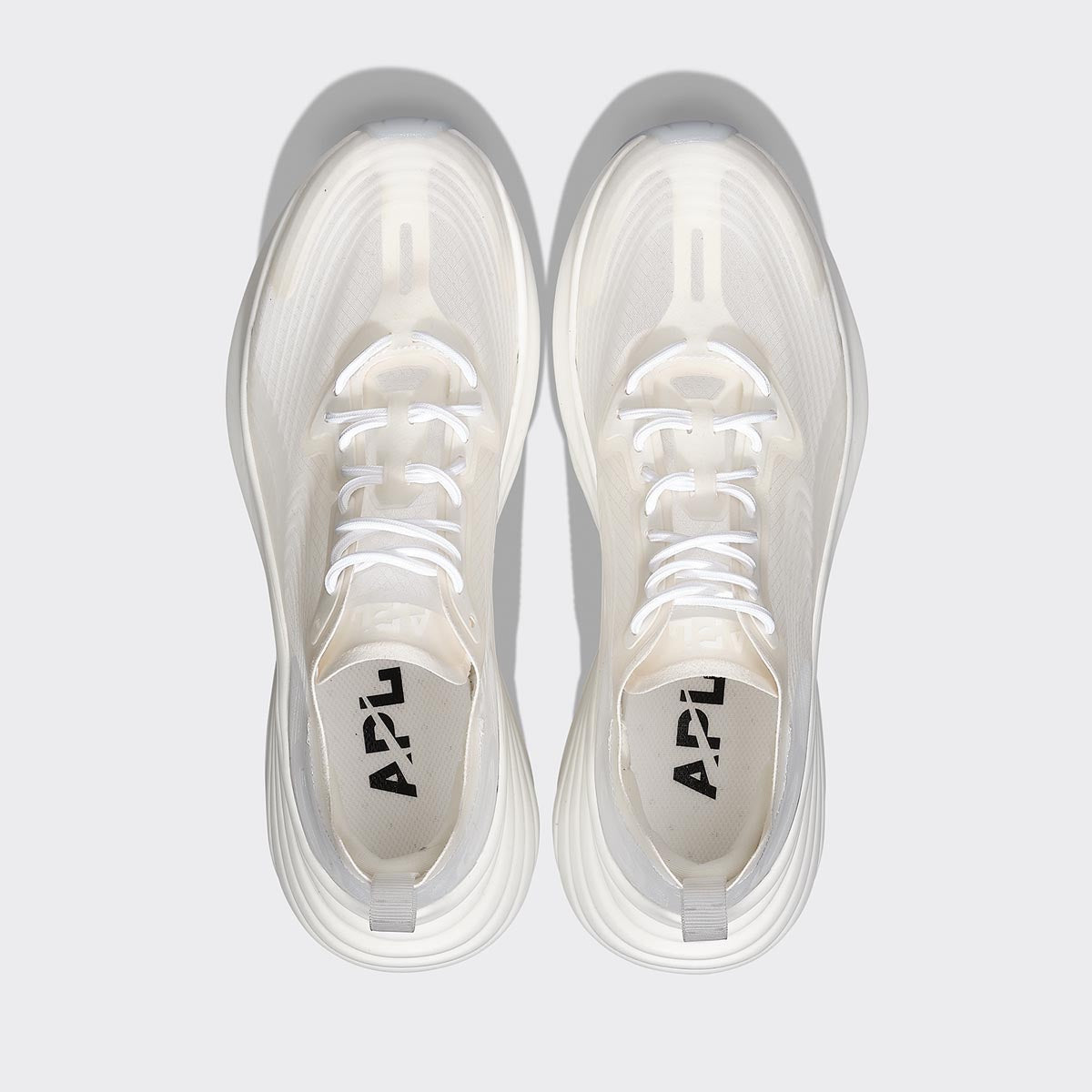 Women's Streamline Clear / White | APL Shoes
