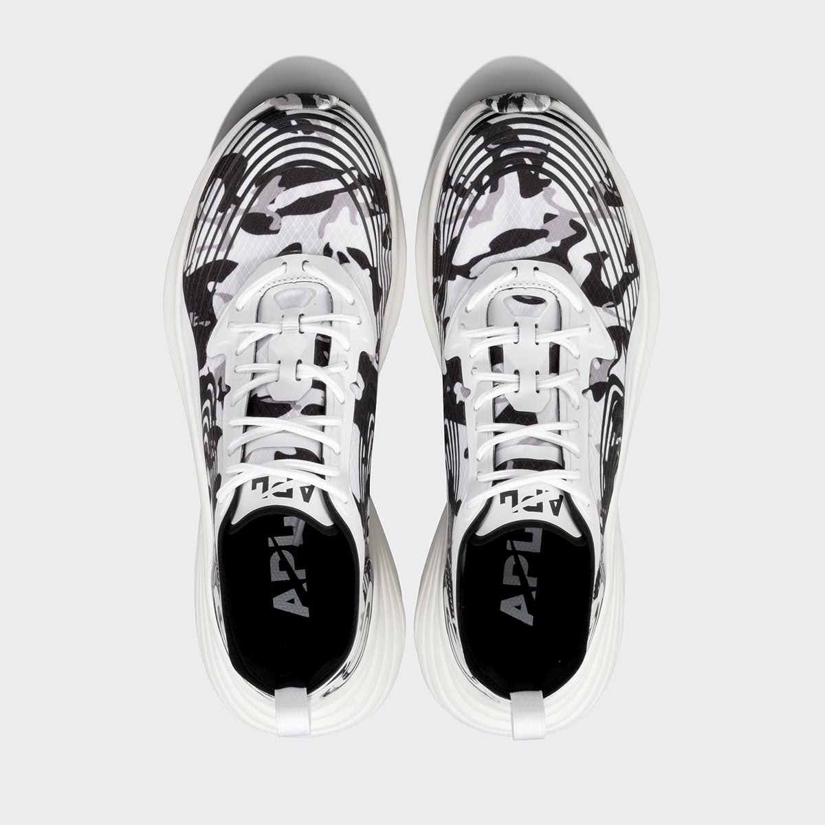 Men&#39;s Streamline White / Black / Camo view 5