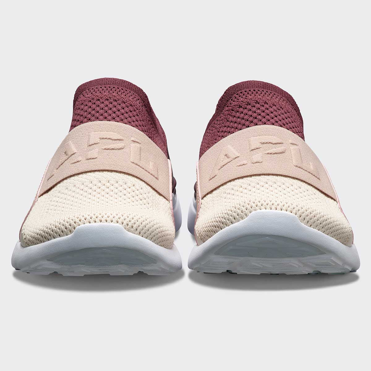 Women&#39;s TechLoom Bliss Burgundy / Rose Dust / Beach view 4