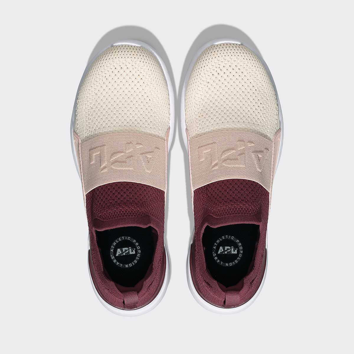 Women&#39;s TechLoom Bliss Burgundy / Rose Dust / Beach view 5