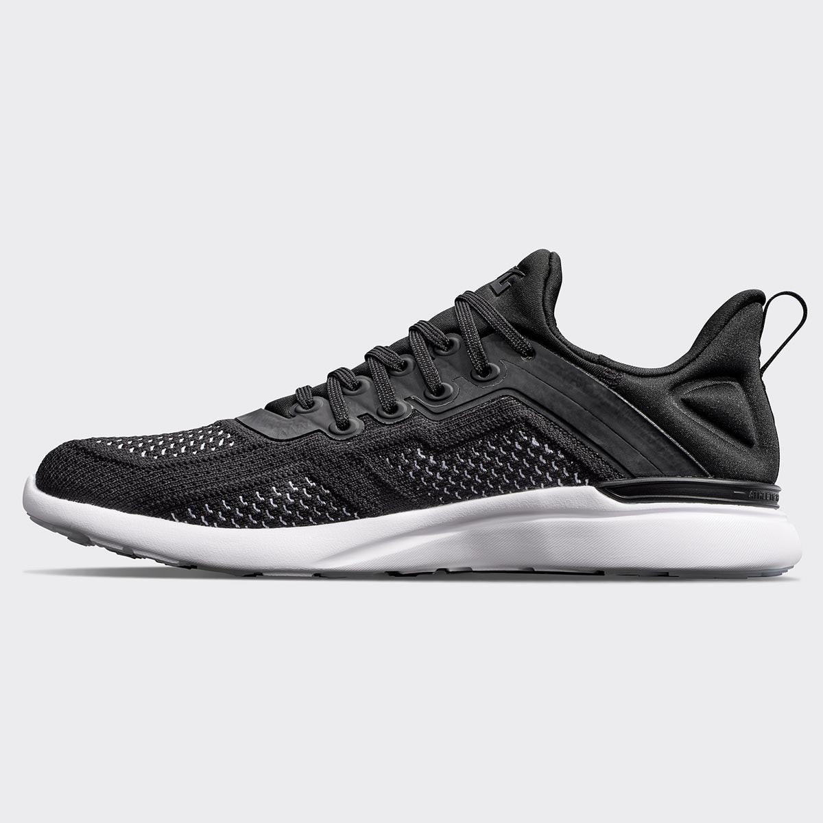 Women&#39;s TechLoom Tracer Black / Black / White view 2